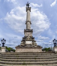 Fontaine du Char du Triomphe de la Concorde, Place des Quinconces, Bordeaux, Gironde,