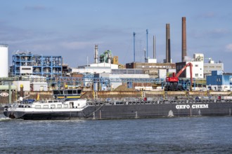 Scenery of Chempark Leverkusen, Bayer Leverkusen, chemical park, chemical plant, river Rhine, cargo