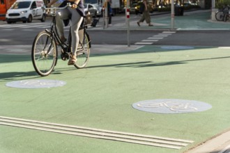 Wide cycle path in the city centre of Vienna, Austria
