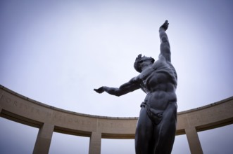 Bronze statue The Spirit of American Youth Rising from the Waves by Donald De Lue, military