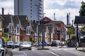 Residential buildings, on Nobelstrasse, in the Wiesdorf district, in Leverkusen, Bayer AG's Plant