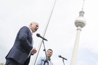 Kai Wegner (Governing Mayor of Berlin) and Florian Winkler-Schwarz, Managing Director of the