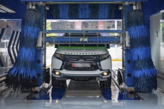 Mitsubishi car wash, Abu Dhabi, United Arab Emirates