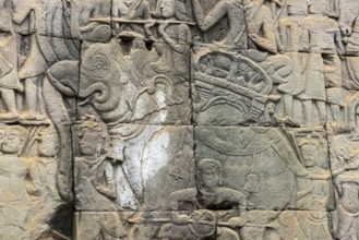 Stone bas-reliefs, Khmer war campaign against the Cham, relief wall, east façade, Bayon temple,