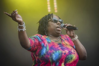 Dynelle Rhodes (Armstead), singer of the Weather Girls at the Berliner Rundfunk 91.4 Open Air in