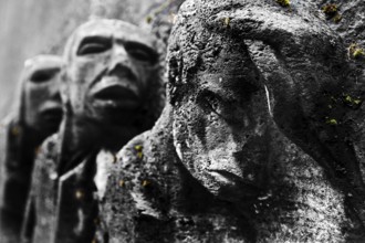 Bittermark memorial, memorial site, detail of the relief, artist Karel Niestrath, Dortmund, Ruhr