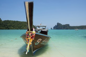 Longtail boat, Loh Dalum Beach, Koh Phi Phi, Krabi, Andaman Sea, Thailand