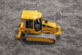 Caterpillar caterpillar tractor children's toy