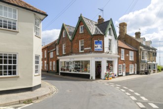 High Tide gift shop, streets of historic buildings, Trinity Street, Southwold, Suffolk, England, UK