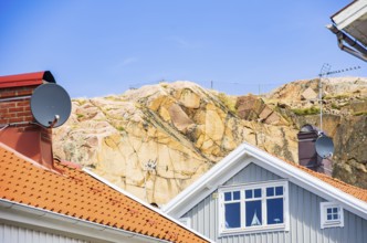 Structures of residential architecture with settlement character in the city centre of Lysekil,