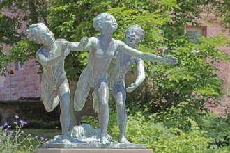 Three-river fountain by Emil Salm 1935 as a symbol for three-river city, three, rivers, city,