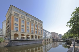 Melanchthonhaus with arcade built in 1914, reflection, Enz, bank, Rossbrücke, bridge, Pforzheim,