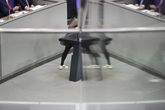 Rasha Nasr (SPD) speaks on the agenda item MIndeslohnegesetz at the eleventh session of the