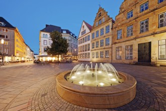 Old market with fountain and town houses in the evening, Bielefeld, East Westphalia-Lippe, North