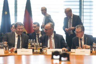 Lars Klingbeil (SPD, Vice-Chancellor and Federal Minister of Finance), Friedrich Merz (CDU, Federal