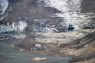Close-up of Pasterze Hochalpengletscher, Hochalpenstraße, Pinzgau, Salzburg, Austria