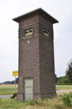 Old transformer station... Mönchengladbach (Sittard) being converted into a bird sanctuary, future
