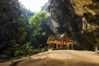 Temple in a stalactite cave, Phraya Nakhon Cave, Khao Sam Roi Yot National Park, Hua Hin, Prachuap