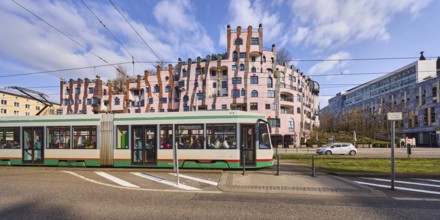 Green Citadel, architect Friedensreich Hundertwasser, modern architecture, tram, overhead lines,