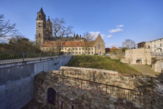 Magdeburg Cathedral, Gothic architectural style, Cleve bastion, Cleve defence defence tower, city