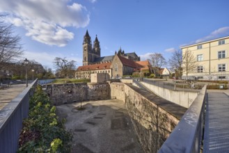 Magdeburg Cathedral, Gothic architecture, bastion Cleve, defence defence tower Cleve, bare winter