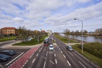 River Elbe, streets, traffic lights, lane markings, lanes, vehicles, cars, coach, bare wintry