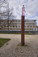 Mechthild von Magdeburg, sculpture, transparent plastic, sculptor Susan Turcot, lawn, bare winter