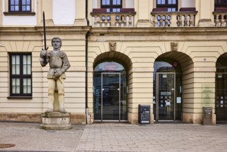 Roland figure, sculptor Martina Seffers, Old Town, sandstone building, façade, town hall, entrance,