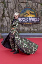 Sam Dylan at the German premiere of the adventure film Jurassic World, the rebirth at Berlin's Zoo