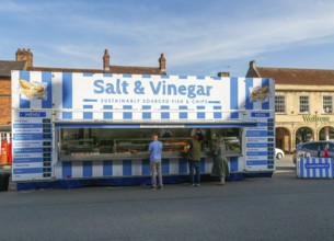 Salt & Vinegar mobile fish and chips shop, High Street, Marlborough, Wiltshire, England, UK