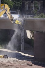 Demolition of the Carola Bridge on 13 June 2025, Dresden, Saxony, Germany