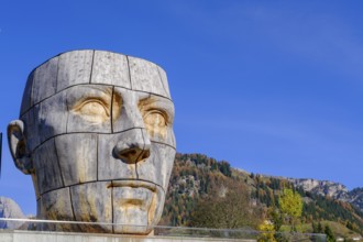 Sculpture, wood sculpture, head, S. Cristina in Val Gardena, Dolomites, South Tyrol, Italy