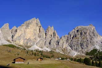 Cir peaks from the Gardena Pass, Val Gardena, Dolomites, South Tyrol, Italy