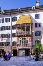 Herzog-Friedrich-Strasse in the historic city centre with the Golden Roof, Innsbruck, Inntal,