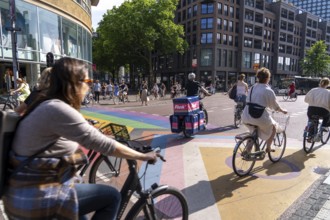 Central cycle path along the Vredenburg, in the city centre of Utrecht, lanes for pedestrians,