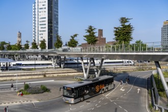 The Moreelsebrug, pedestrian and cyclist bridge over the tracks of Utrecht Centraal, Central