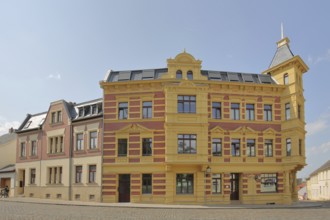 Historic residential building with ornaments and bay windows, villa, Schlossstraße, Bernburg,