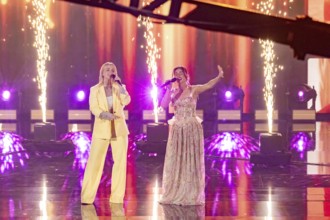 Sarah Engels and Beatrice Egli with the song Starke Mädchen at the Beatrice Egli Show in Studio