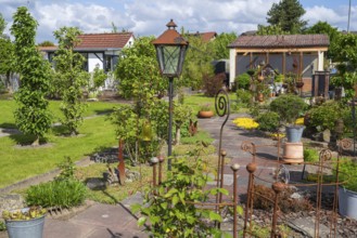 Garden house and decoration in allotment garden, allotment garden, garden, spring, Kamen, North