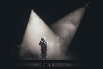 Singer Samuel David Carter from Architects live on European Tour 2026 in the Berlin Velodrome on 22