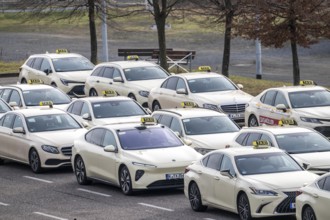 Waiting area, staging area, for taxis, at Cologne/Bonn airport, from here the taxis go to the