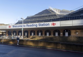 Welcome to Reading Station railway station sign, Reading, Berkshire, England, UK
