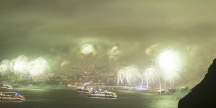 New Year's Eve fireworks, dusk, Atlantic Ocean, harbour with cruise ships, Funchal, Madeira,