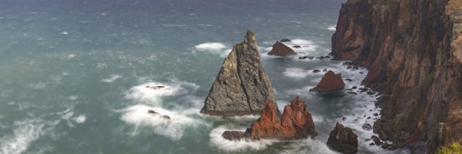 Rock formations on the north coast, volcanic peninsula, Ponta de São Lourenço, Ponta de Sao