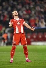 Harry Kane FC Bayern Munich FCB (09) disappointed after missing penalty, penalty kick, Football