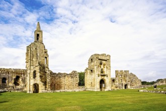 Ruins of Warkworth Castle, River Coquet, Warkworth, Northumberland, England, UK
