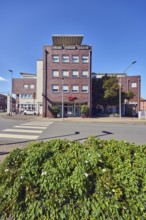 LBS Landesbausparkasse, commercial building, modern architecture, general development, pedestrian