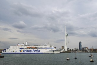 Portsmouth Harbour over Spinnaker Tower, Portsmouth, Gosport, England, United Kingdom
