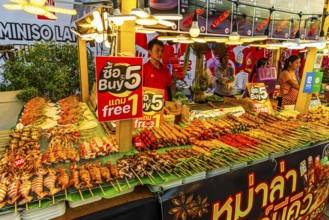 Booth with barbecue skewers, on the Asiatic Riverfront, Bangkok, Thailand's metropolis, Thailand