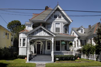 Large Victorian house with veranda in the Garden District, New Orleans, Louisiana, USA